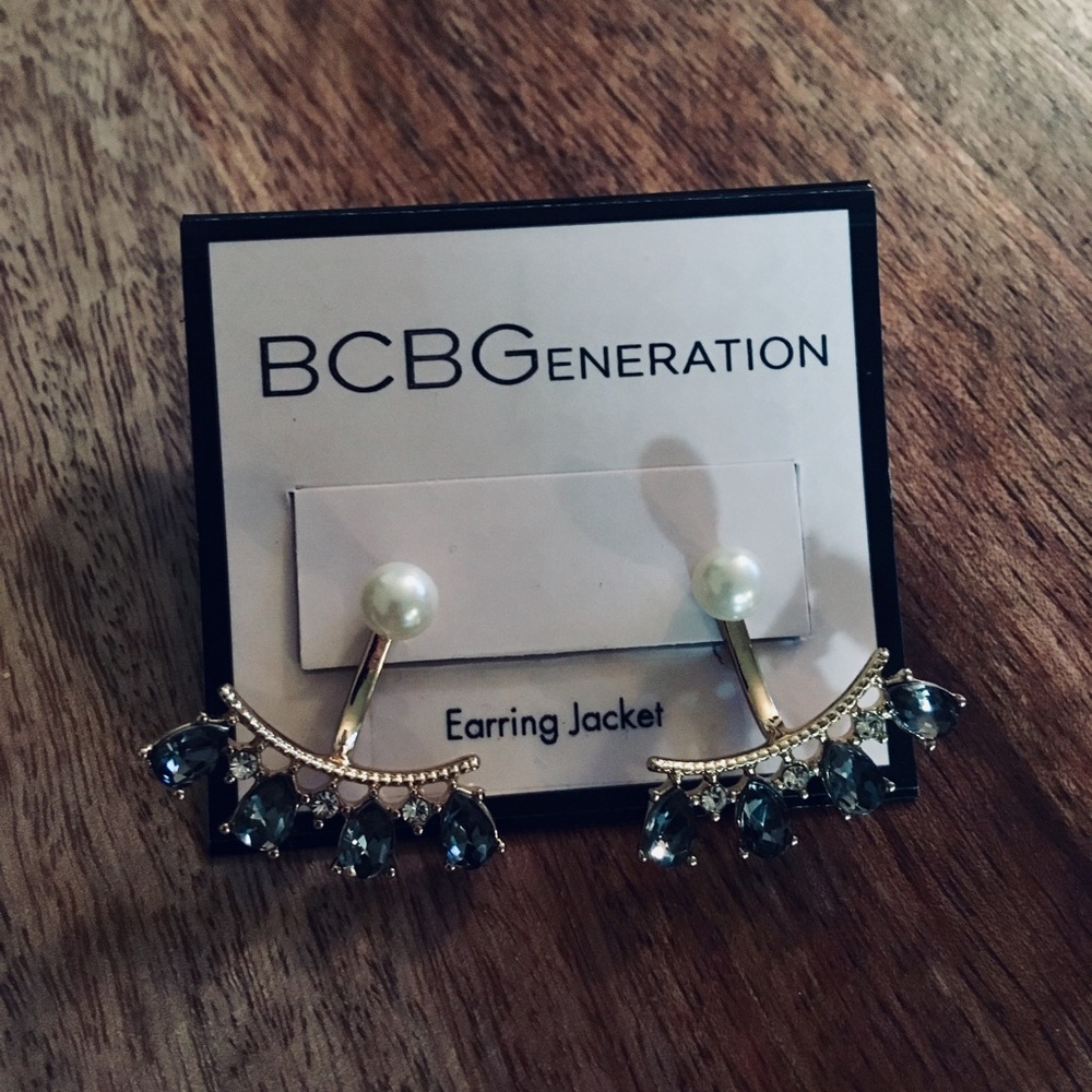 NWT BCBGeneration Studded Ear Jacket - Picture 2 of 2